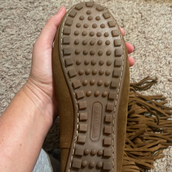 Minnetonka moccasins - Picture 3 of 3